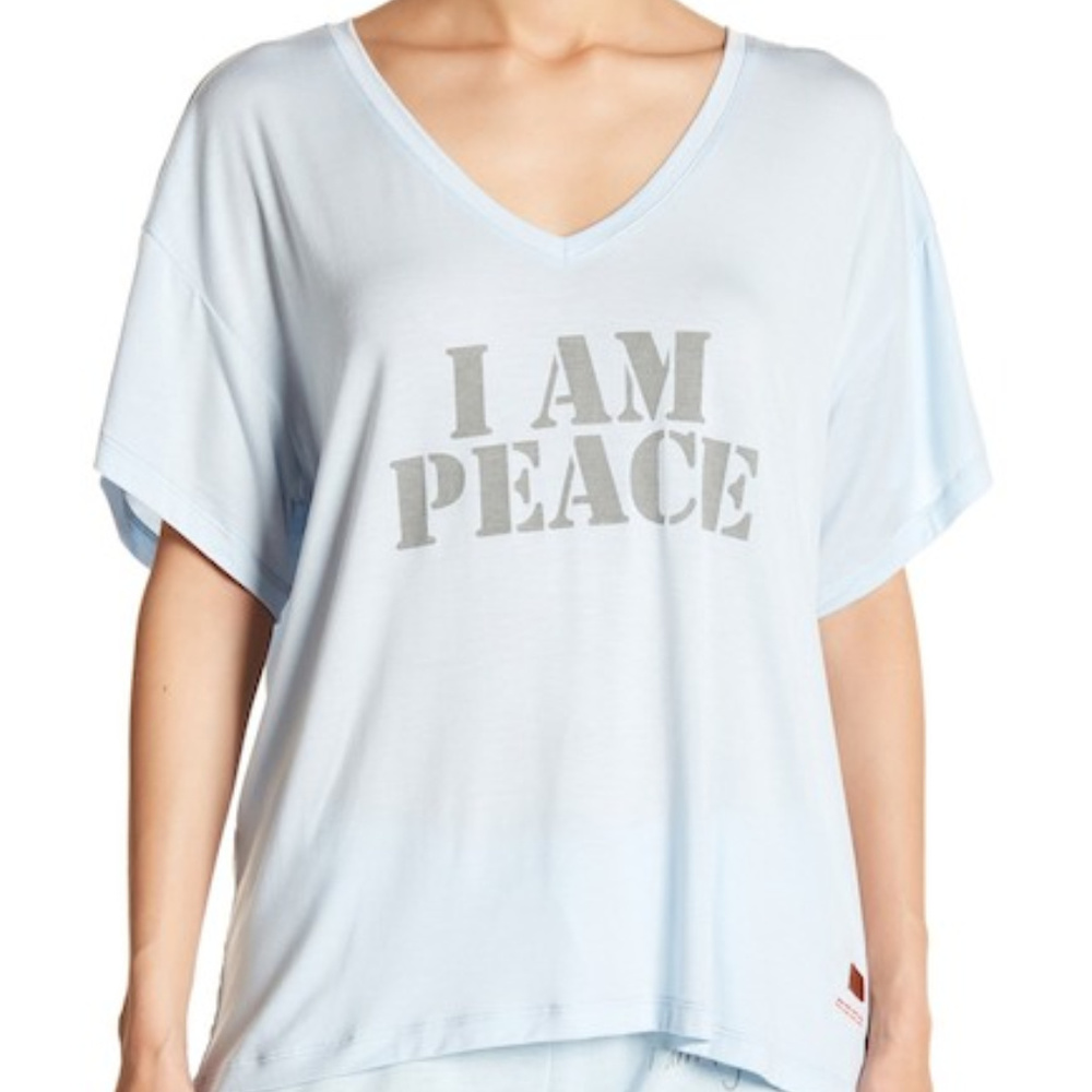NWT Peace Love World "I Am Peace" tee